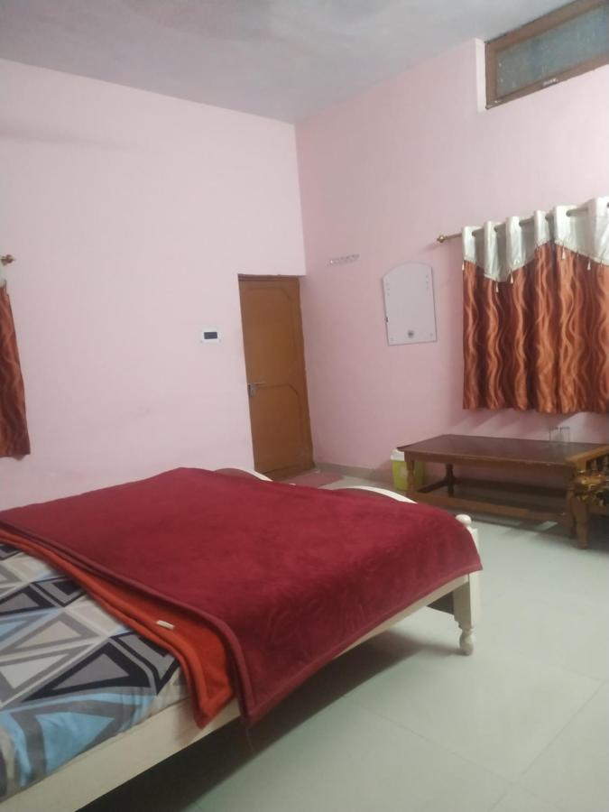 Hotel Shri Mahant Orchha 5 Mint Walking From Ram Raja Temple エクステリア 写真
