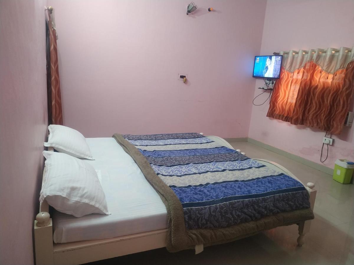Hotel Shri Mahant Orchha 5 Mint Walking From Ram Raja Temple エクステリア 写真