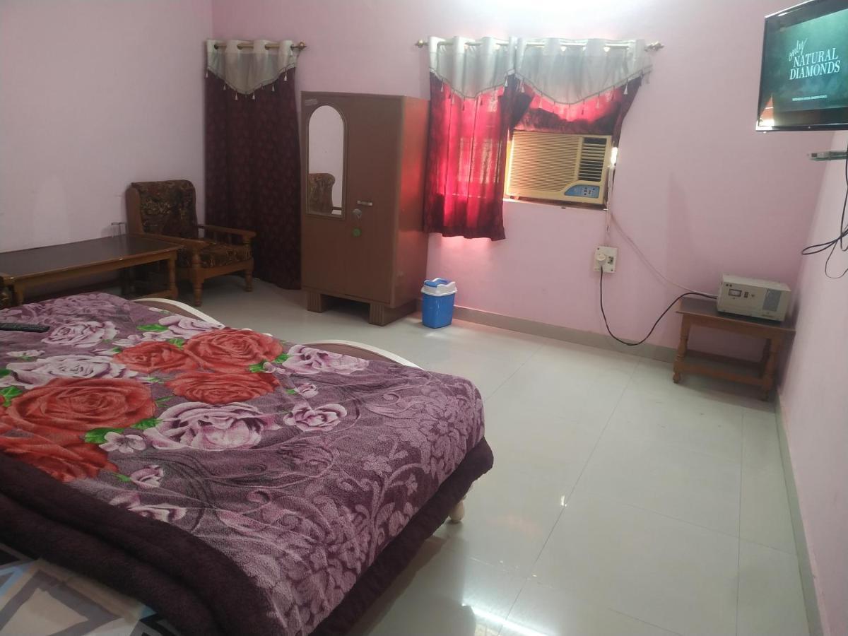 Hotel Shri Mahant Orchha 5 Mint Walking From Ram Raja Temple エクステリア 写真