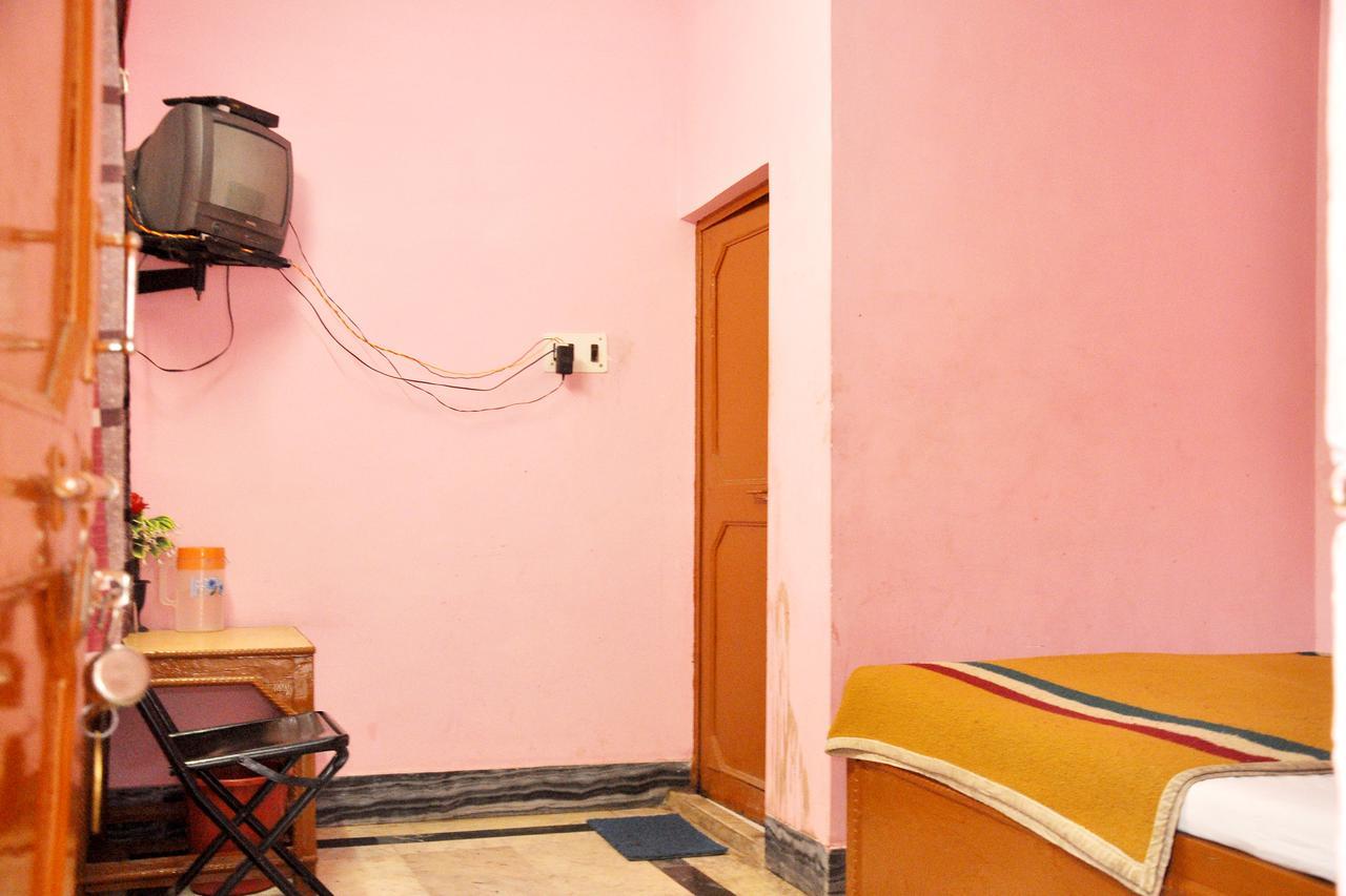 Hotel Shri Mahant Orchha 5 Mint Walking From Ram Raja Temple エクステリア 写真