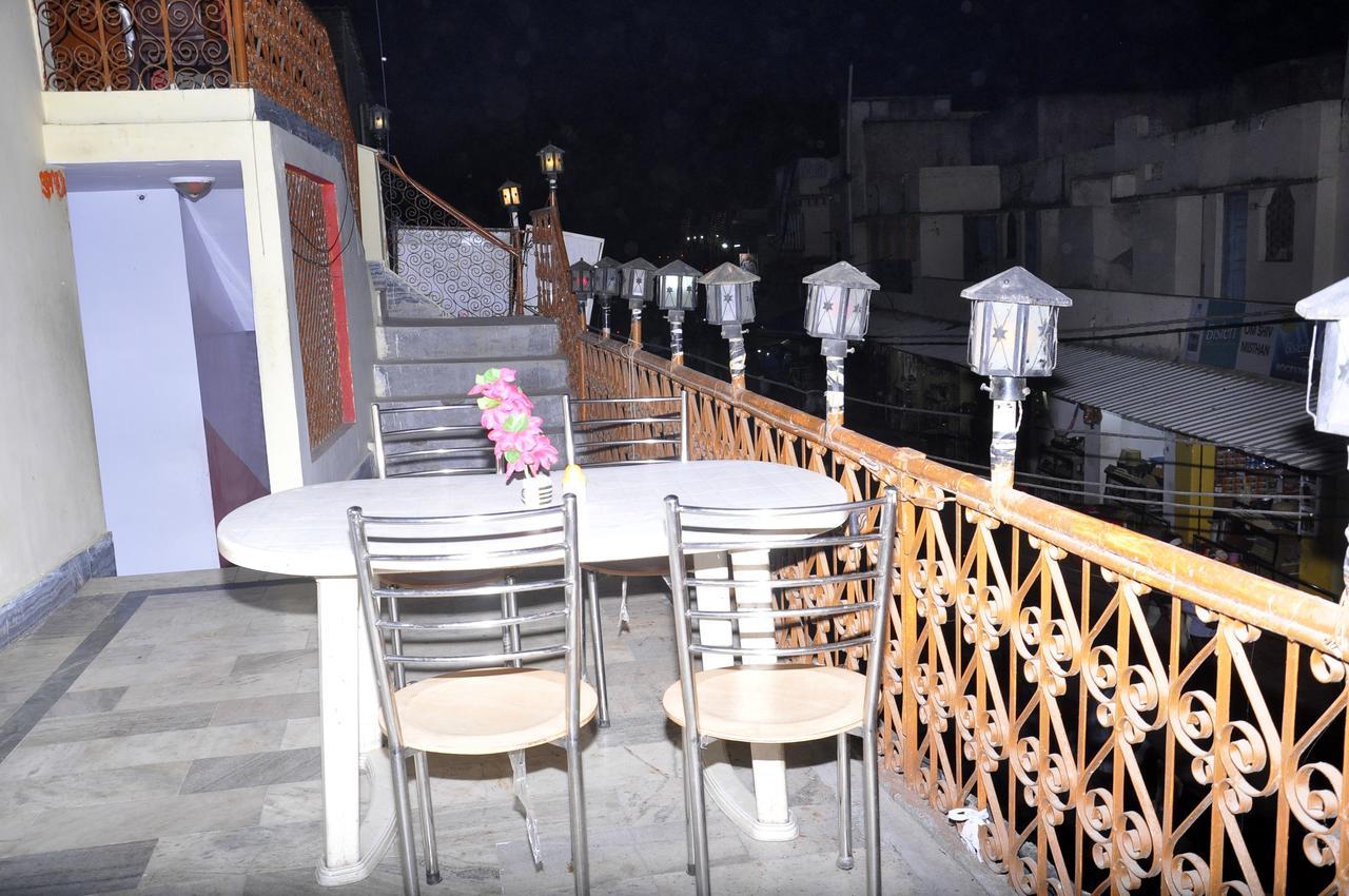 Hotel Shri Mahant Orchha 5 Mint Walking From Ram Raja Temple エクステリア 写真