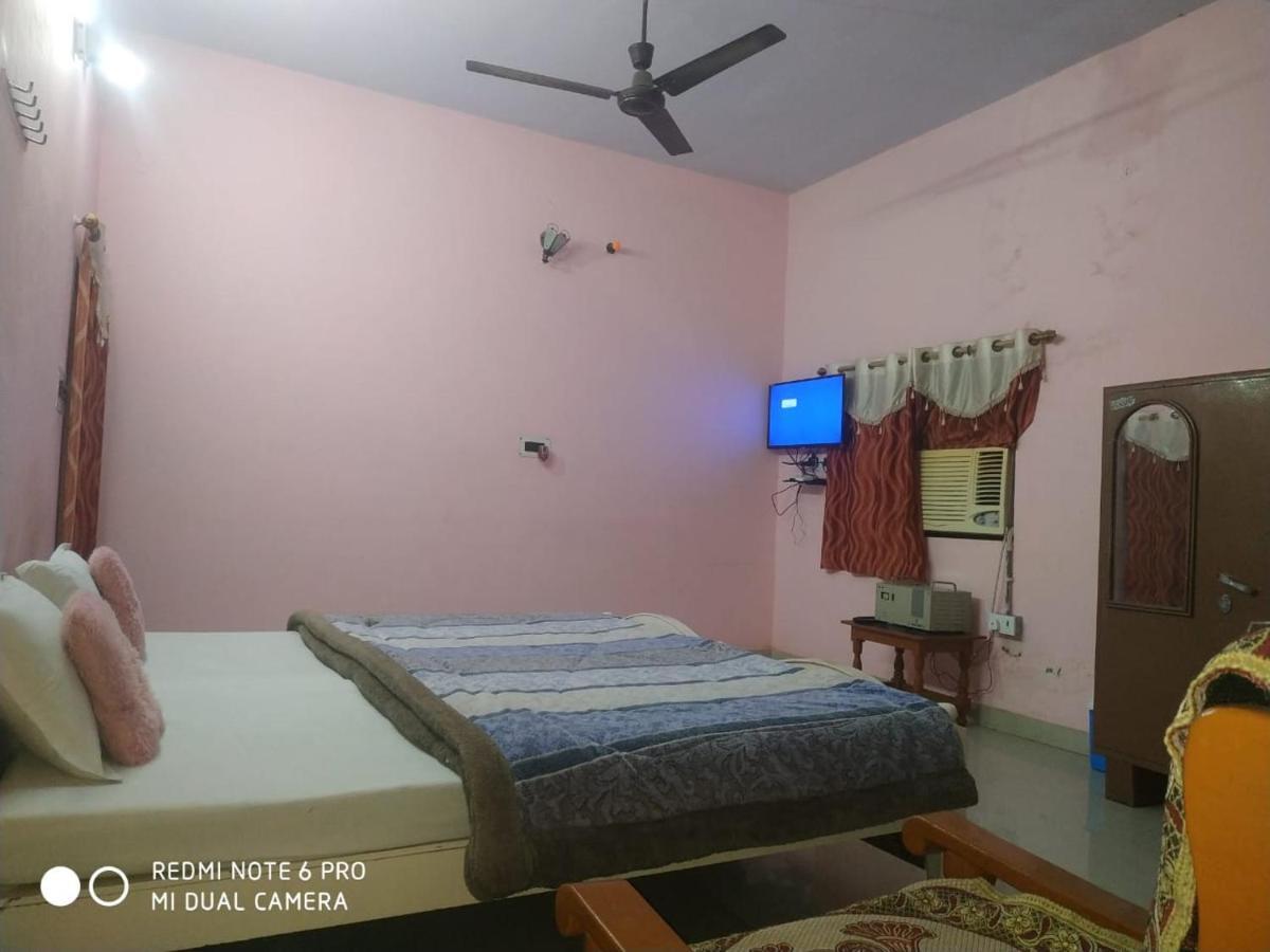 Hotel Shri Mahant Orchha 5 Mint Walking From Ram Raja Temple エクステリア 写真